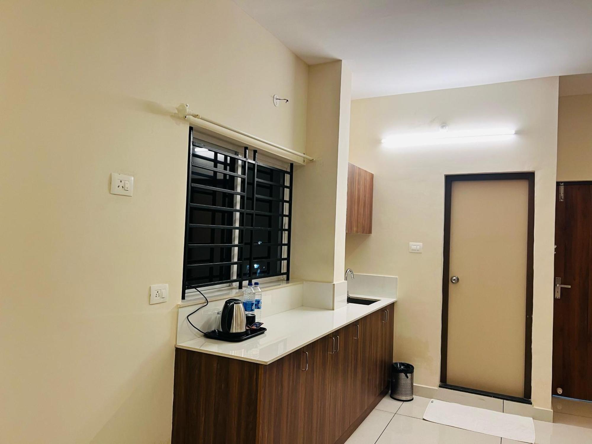 Kochi Gypsy Hotel Cusat מראה חיצוני תמונה