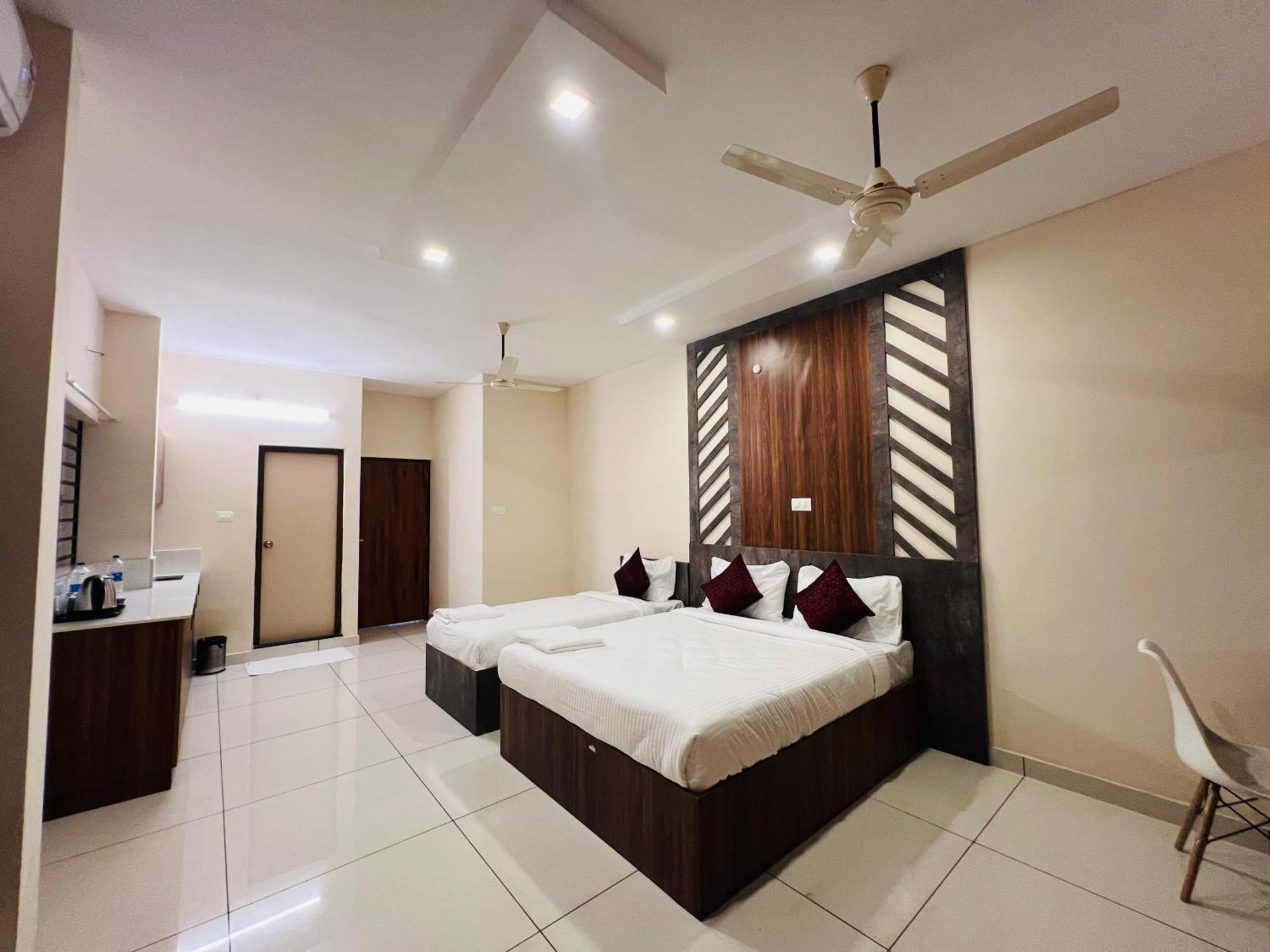 Kochi Gypsy Hotel Cusat מראה חיצוני תמונה