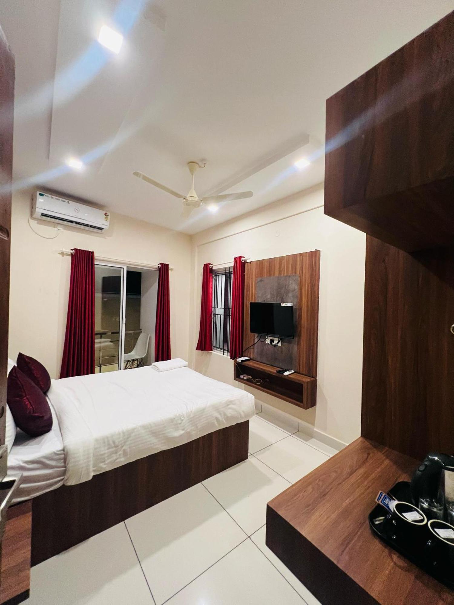 Kochi Gypsy Hotel Cusat מראה חיצוני תמונה